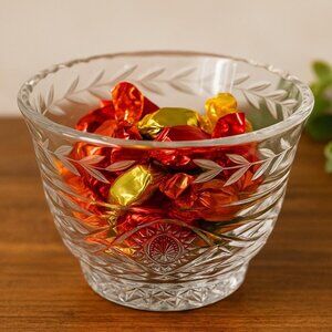 Vintage Cut Glass Bowl – Etched Leaf & Starburst Design